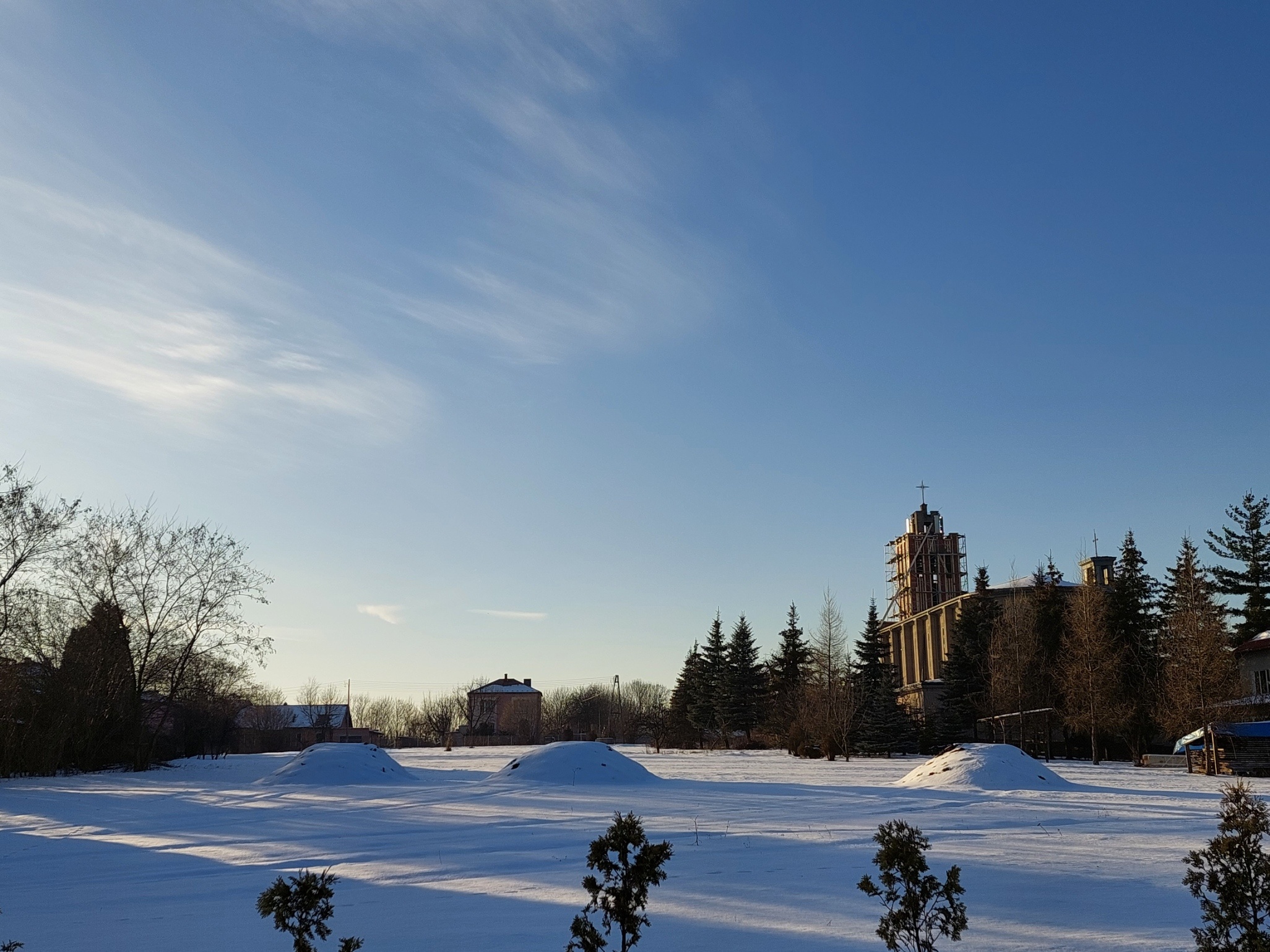 luty_2023_zlota_godzina